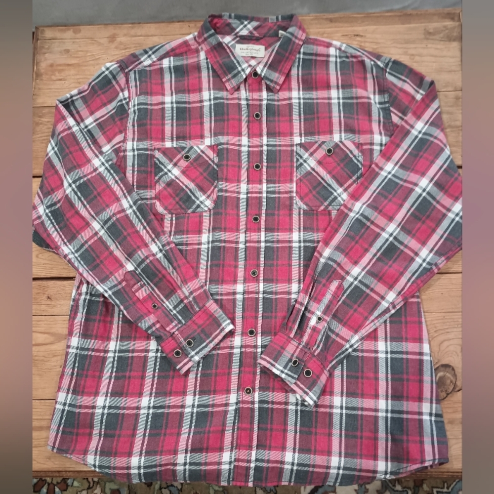 Weatherproof Men's Red/Black Plaid Button Down Shirt W/Black & Gold Buttons XXL
